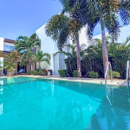 Villa Moderna Con Alberca, Gimnasio Y Cochera Mérida Buitenkant foto