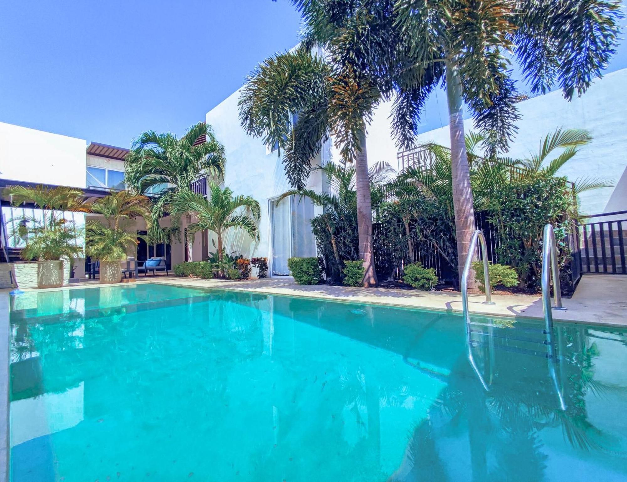 Villa Moderna Con Alberca, Gimnasio Y Cochera Mérida Buitenkant foto